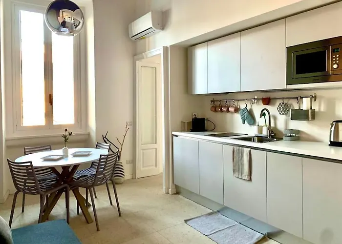 Stylish Flat In Porta Romana-Fondazione Prada